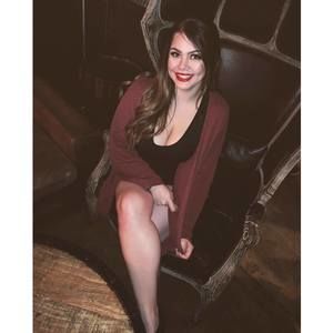 Meet your Posher, Elisa